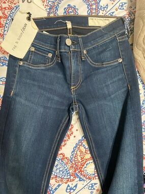rag & bone Women's Skinny Jeans in Dark Blue Denim